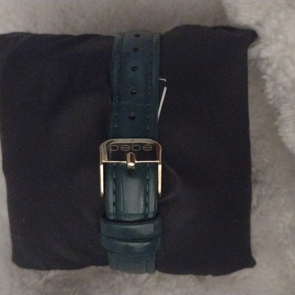 Watch - Picture 5 of 7